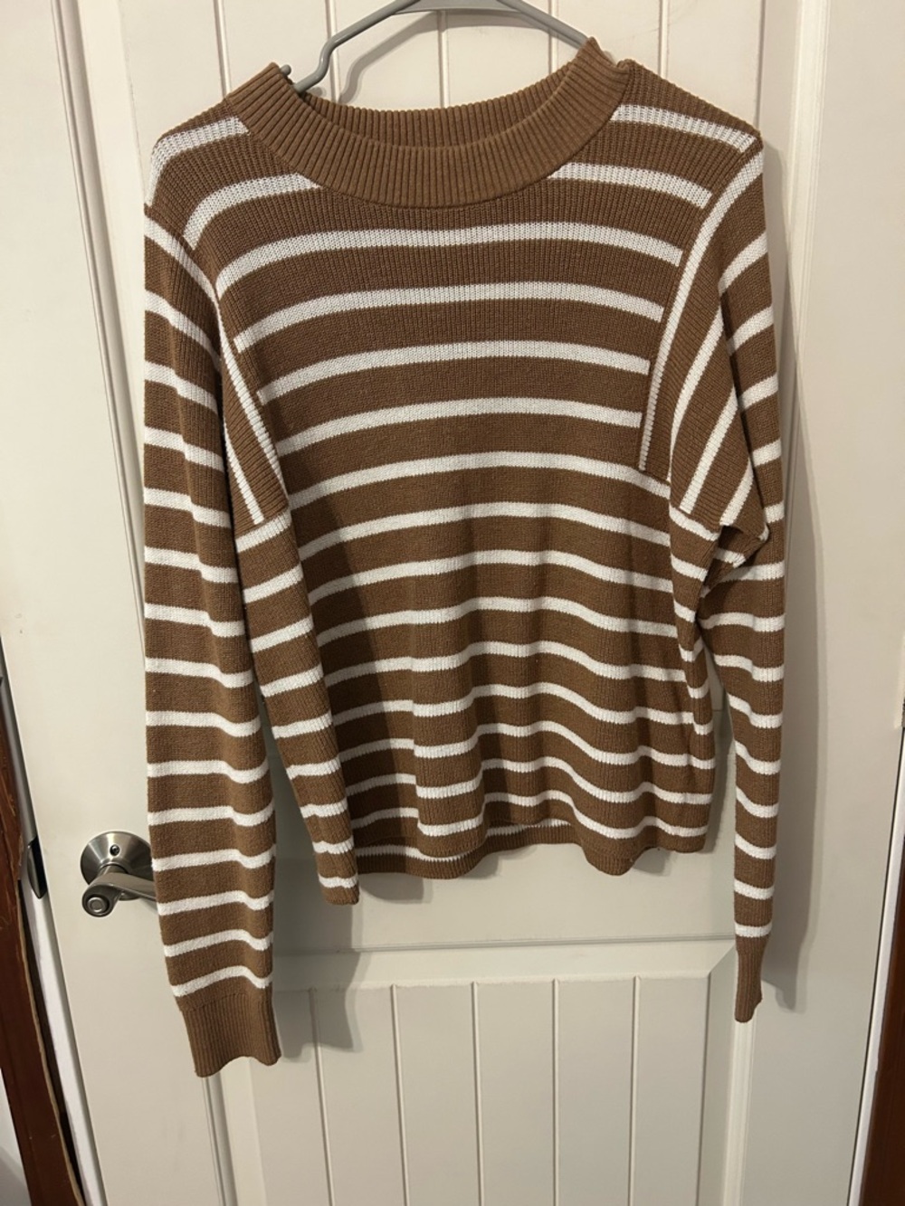 Banana Republic Brown and White Striped Crewneck Sweater